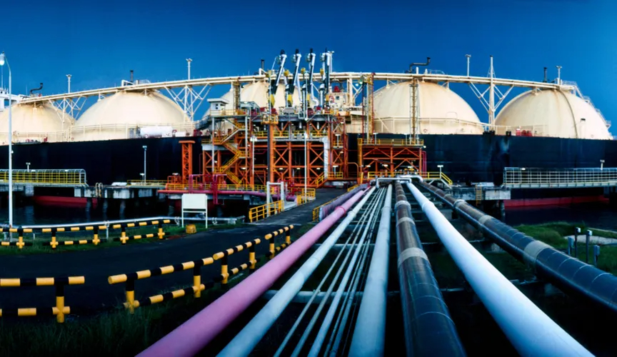 compressed-LNG-tanker-export-terminal-canva-1